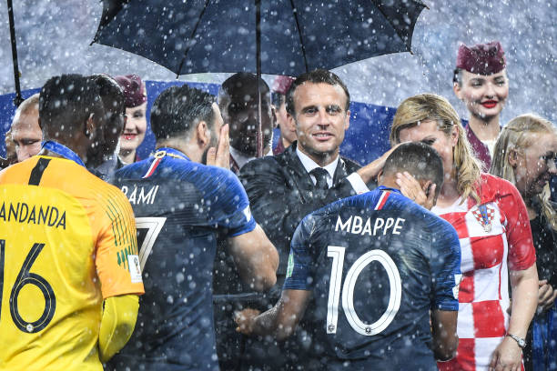 突围追击 突围追击