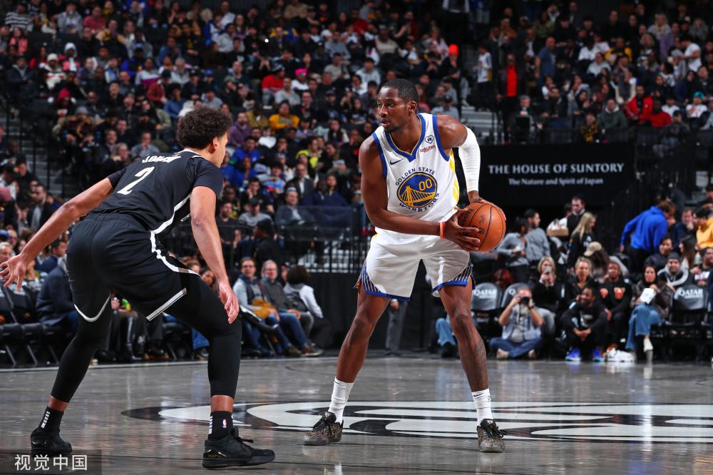 一记弧线球 一记弧线球